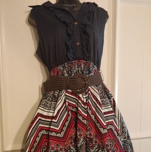 Sleeve less V-neck knee length dress